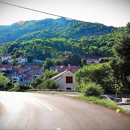Merlo & Skancija Dol (Hvar)