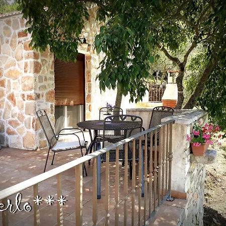 Merlo & Skancija Appartement Dol (Hvar)