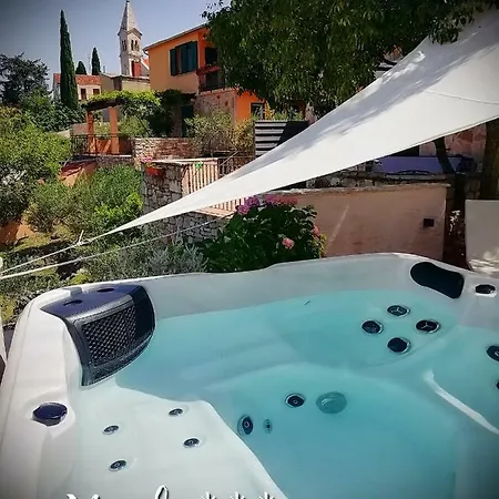 Appartement Merlo & Skancija Dol (Hvar)